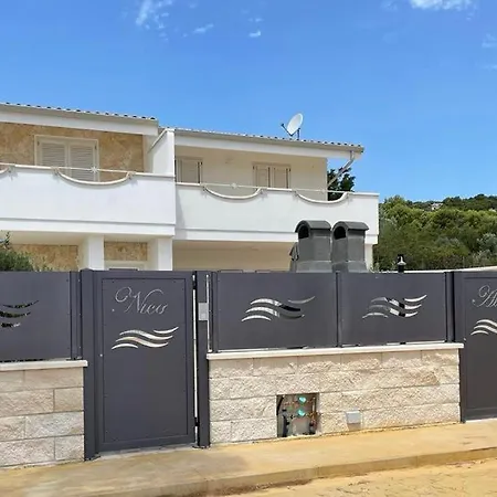 Le Maree פורטו פינו